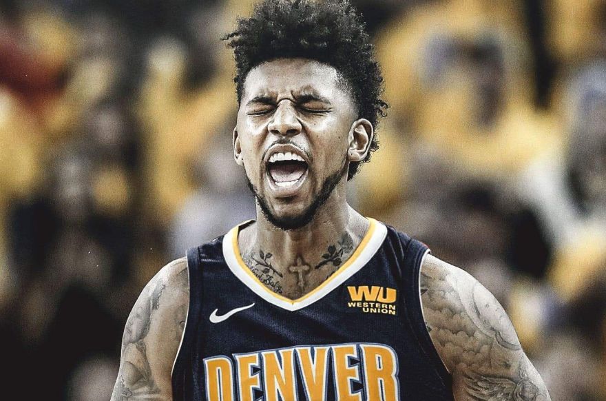 的多维舞台 的多维舞台